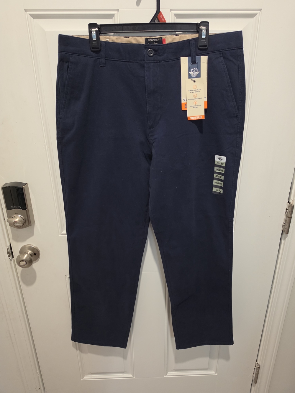 Dockers Men’s Navy Straight Fit Chino Pants